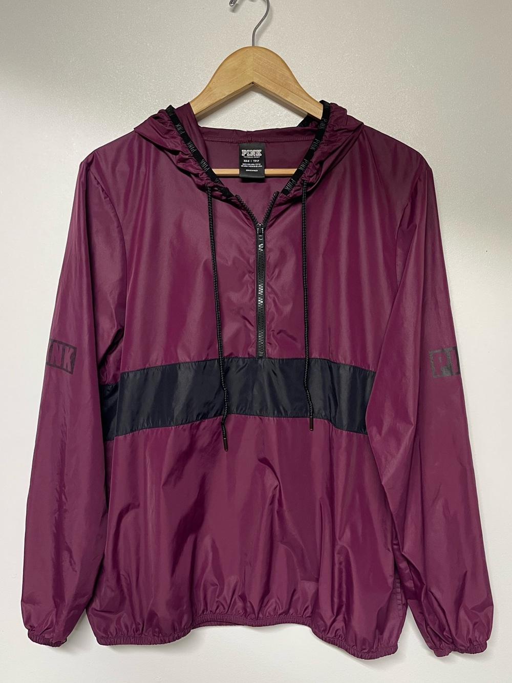 PINK Victoria's Secret 2014 Maroon and Black Utility Anorak Women’s XS Small - Picture 3 of 7
